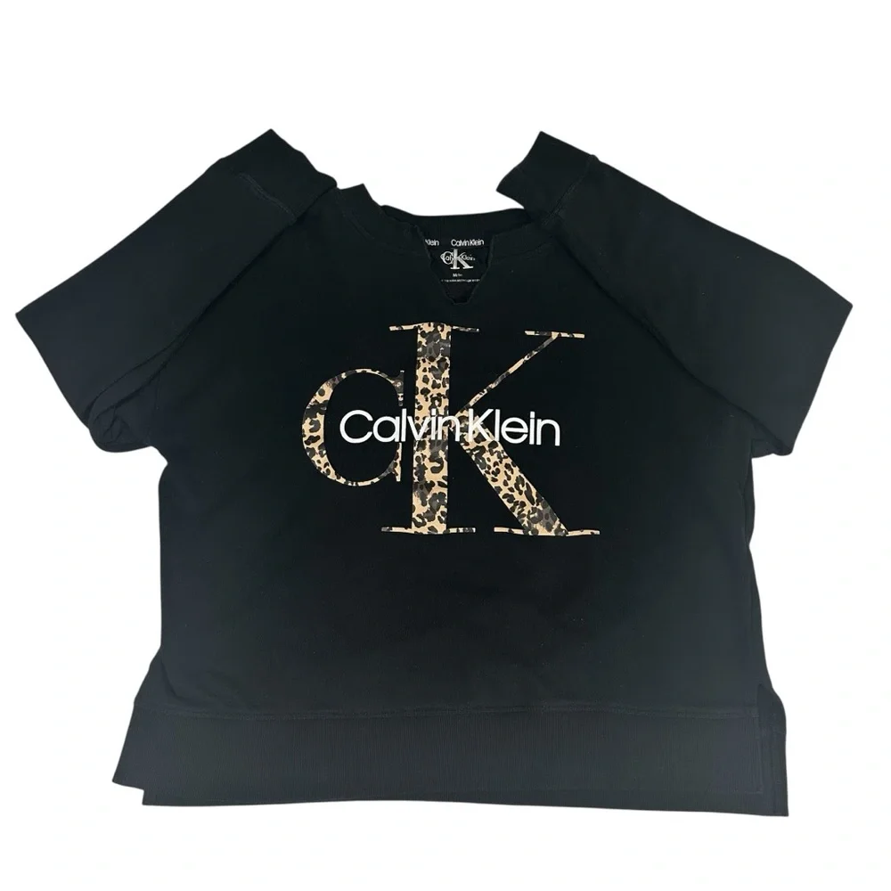 Calvin Klein Crew Neck Sweater. Black & Leopard, women’s size medium - Picture 2 of 4